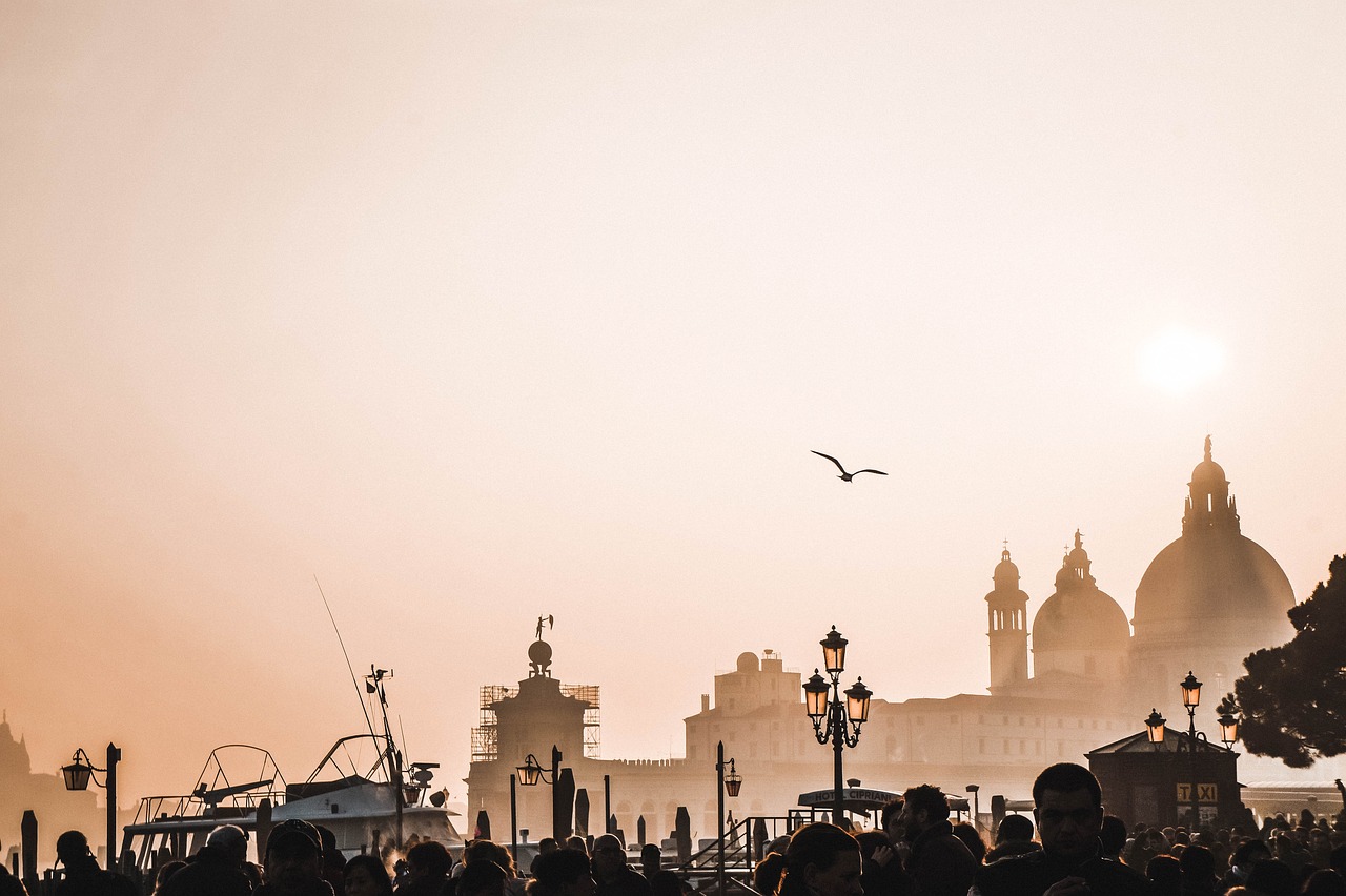 Marco Polo: The Venetian Traveler